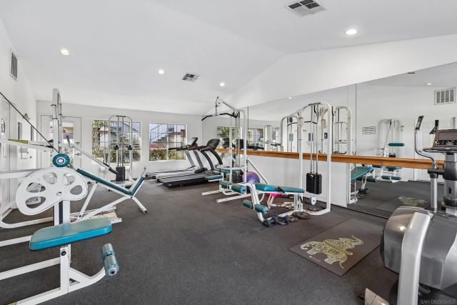 10878 Sabre Hill Dr. 294, San Diego, CA 92128