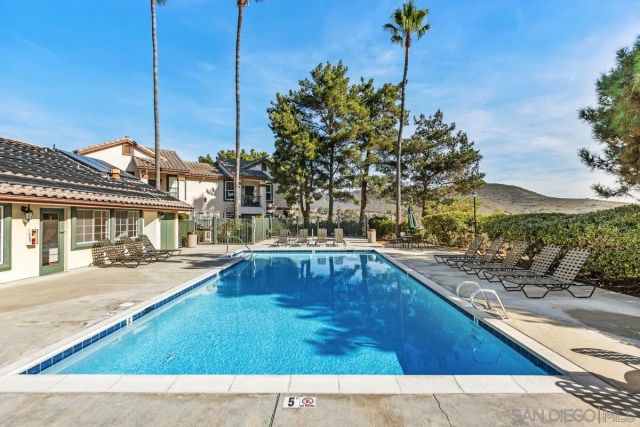 10878 Sabre Hill Dr. 294, San Diego, CA 92128