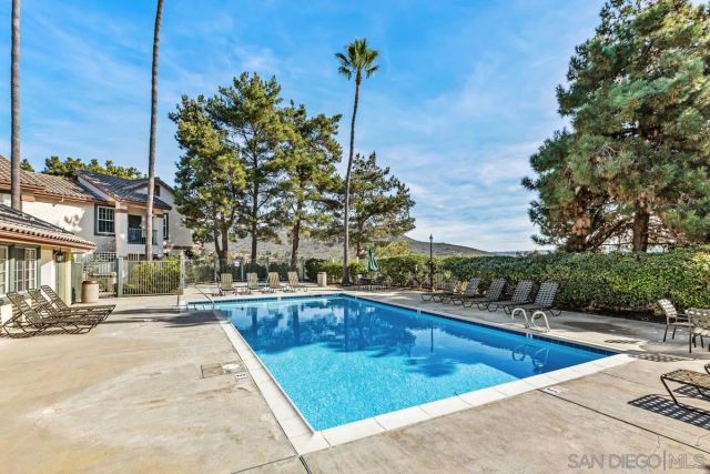 10878 Sabre Hill Dr. 294, San Diego, CA 92128