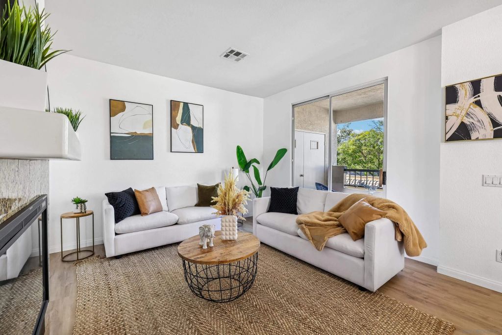 10878 Sabre Hill Dr. 294, San Diego, CA 92128