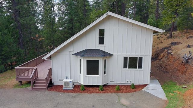 3800 Dogwood Ln, Placerville, CA 95667