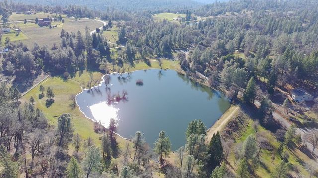3800 Dogwood Ln, Placerville, CA 95667