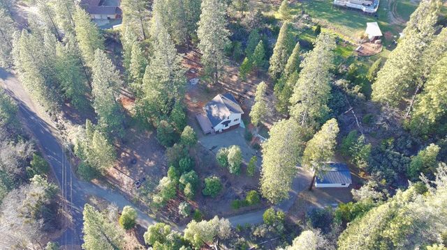 3800 Dogwood Ln, Placerville, CA 95667