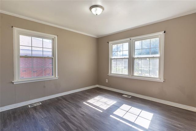 3129 NW 41st Street, Warr Acres, OK 73112