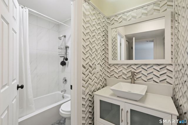 5 Melon Lane 5, Ridgefield, CT 06877