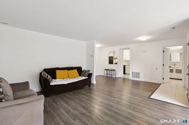 5 Melon Lane 5, Ridgefield, CT 06877