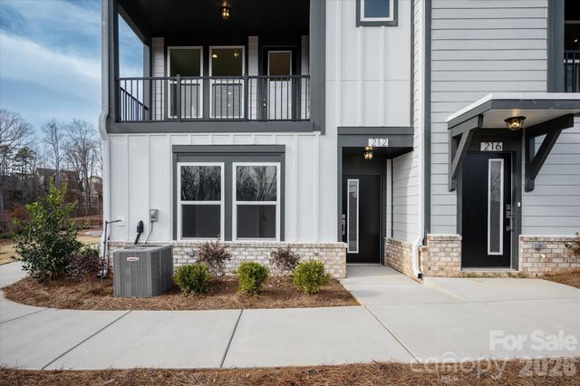 212 Ferebee Place BRX0085, Charlotte, NC 28213