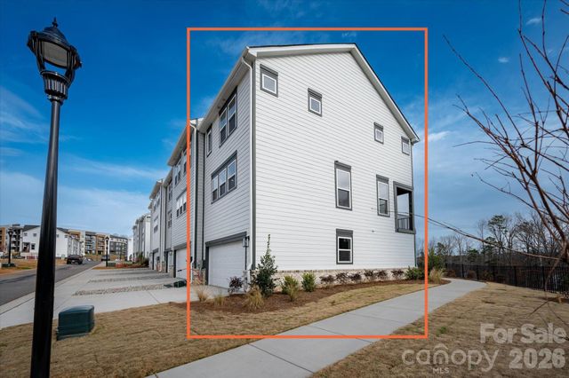 212 Ferebee Place BRX0085, Charlotte, NC 28213