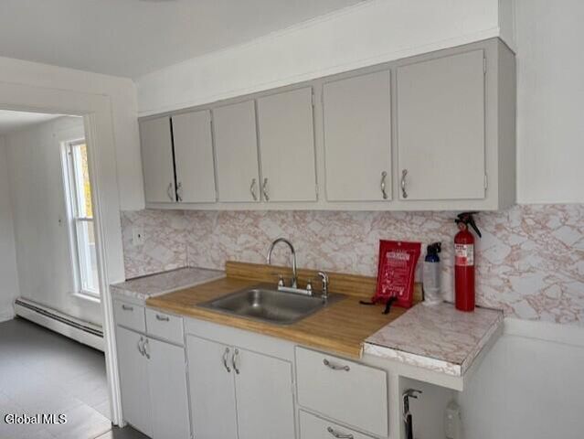 725 Snyders Corners Road, Poestenkill, NY 12140