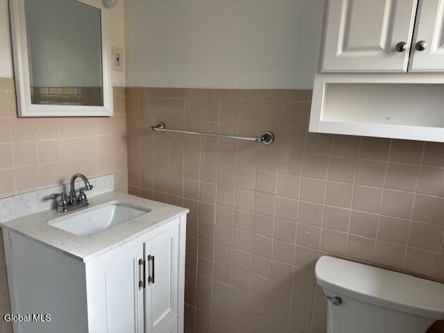 725 Snyders Corners Road, Poestenkill, NY 12140