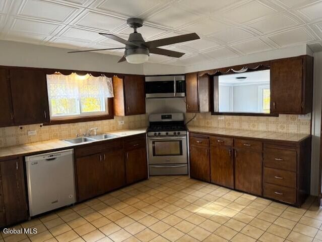 725 Snyders Corners Road, Poestenkill, NY 12140