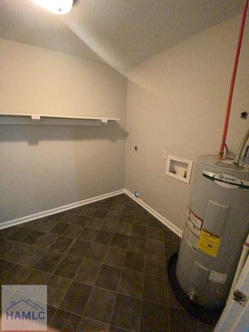 228 Pointe South Drive, Hinesville, GA 31313