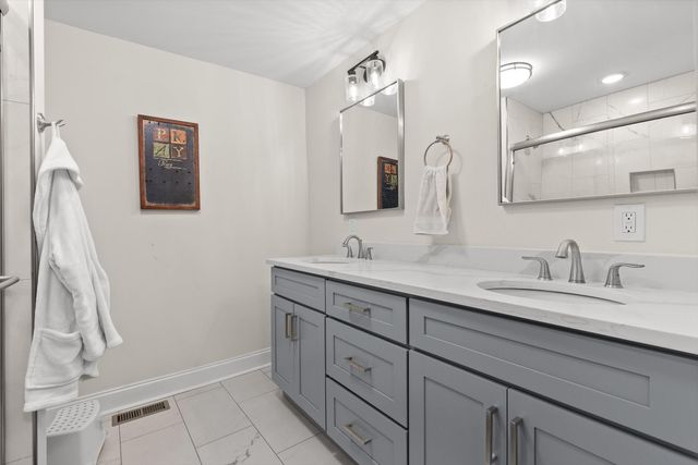 120 Dennis Road, Trenton, GA 30752