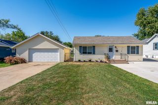 2317 46TH Street, Moline, IL 61265