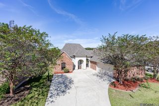 2305 Pointe South Dr, Zachary, LA 70791