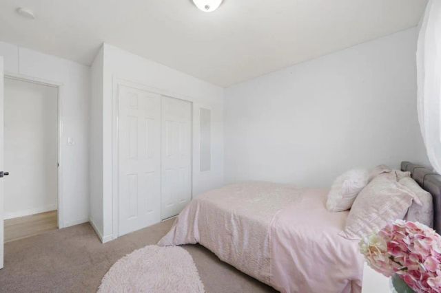 5260 La Paz Drive, San Diego, CA 92114