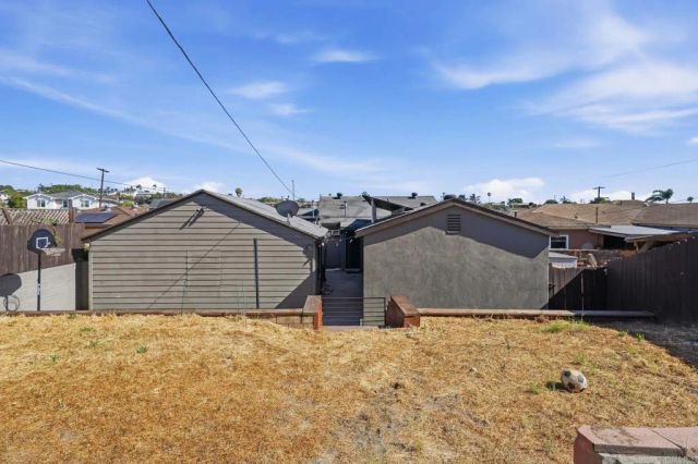 5260 La Paz Drive, San Diego, CA 92114