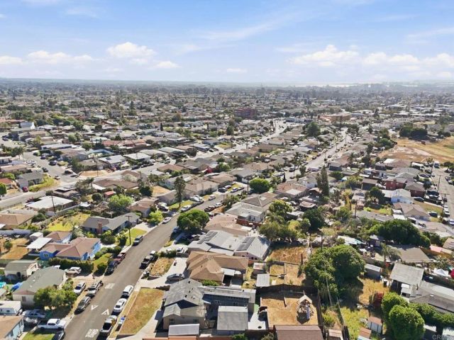 5260 La Paz Drive, San Diego, CA 92114