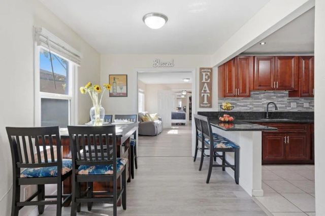 5260 La Paz Drive, San Diego, CA 92114