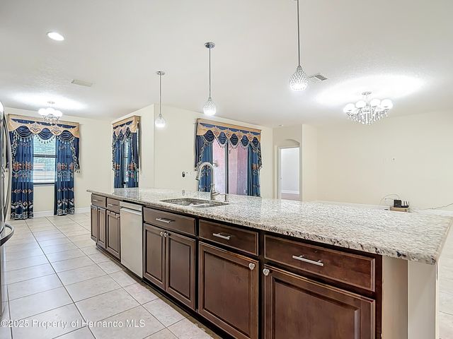 422 Challice Drive, Spring Hill, FL 34609