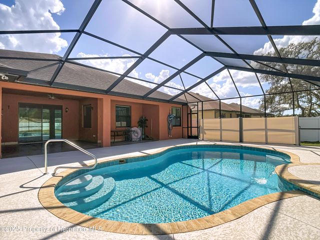 422 Challice Drive, Spring Hill, FL 34609