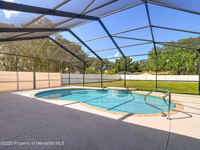 422 Challice Drive, Spring Hill, FL 34609