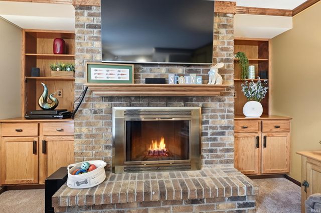 6821 Thamesford Drive, Fort Wayne, IN 46835