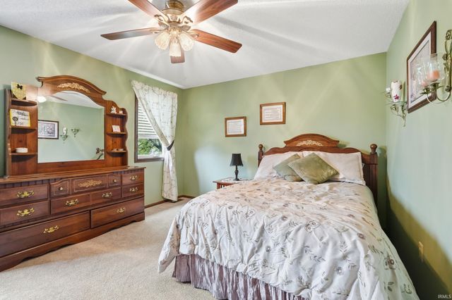 6821 Thamesford Drive, Fort Wayne, IN 46835