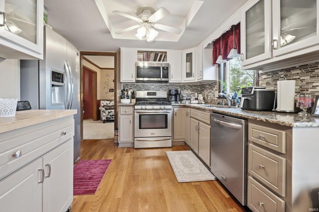 6821 Thamesford Drive, Fort Wayne, IN 46835