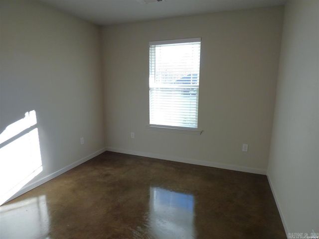 105 Kapalua Cove, Haskell, AR 72015