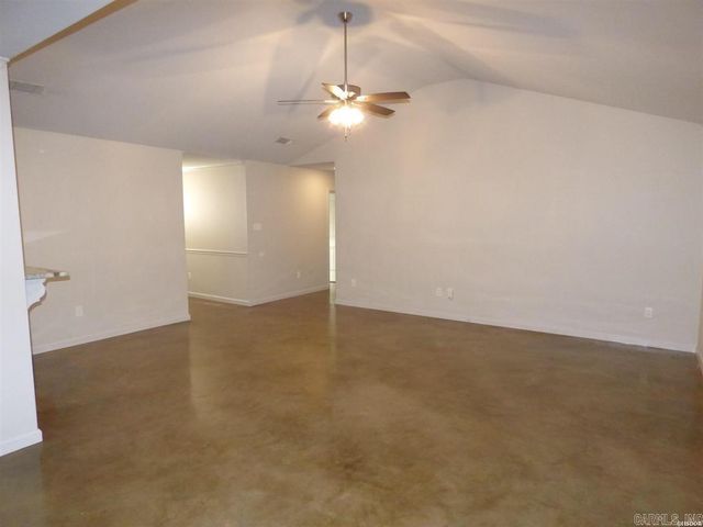 105 Kapalua Cove, Haskell, AR 72015