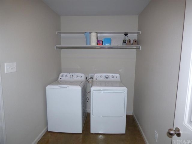 105 Kapalua Cove, Haskell, AR 72015