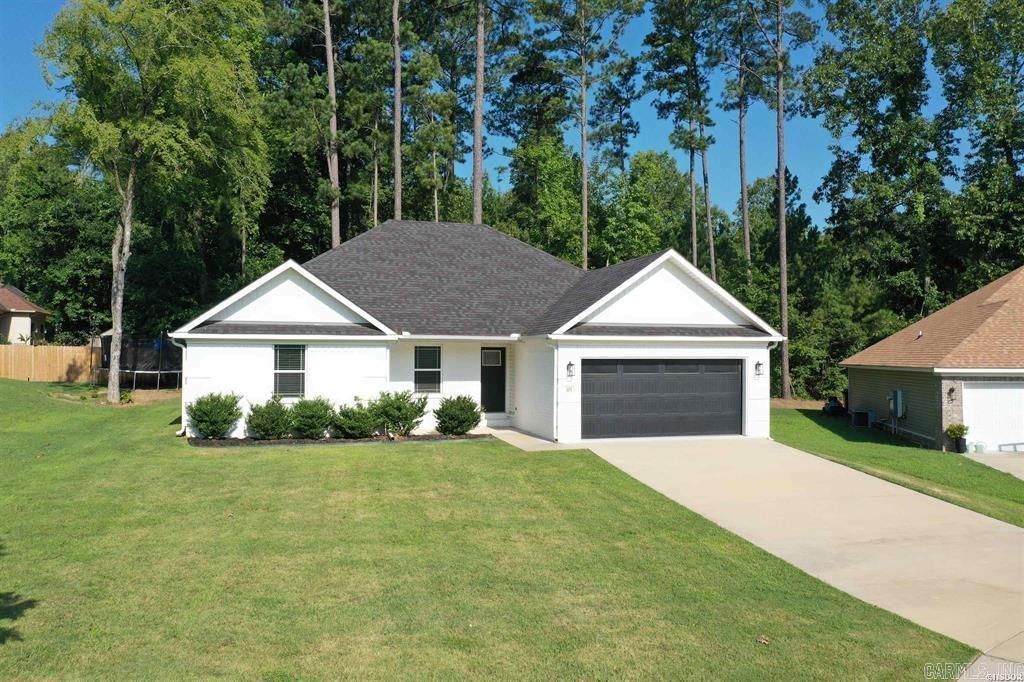 105 Kapalua Cove, Haskell, AR 72015