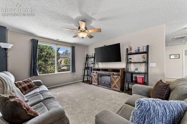 7032 Bonnie Brae Lane, Colorado Springs, CO 80922