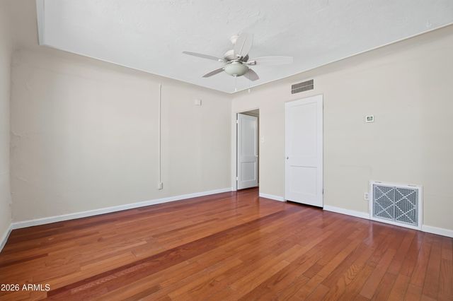 1702 N 15TH Avenue, Phoenix, AZ 85007