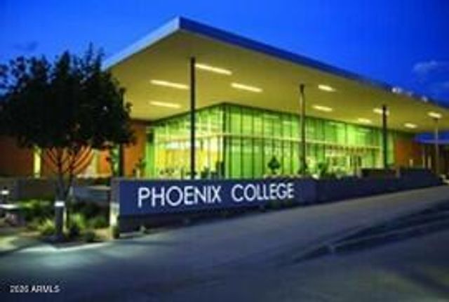 1702 N 15TH Avenue, Phoenix, AZ 85007