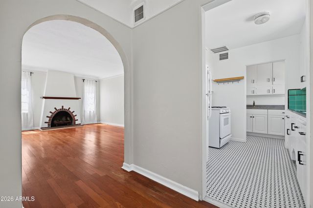 1702 N 15TH Avenue, Phoenix, AZ 85007