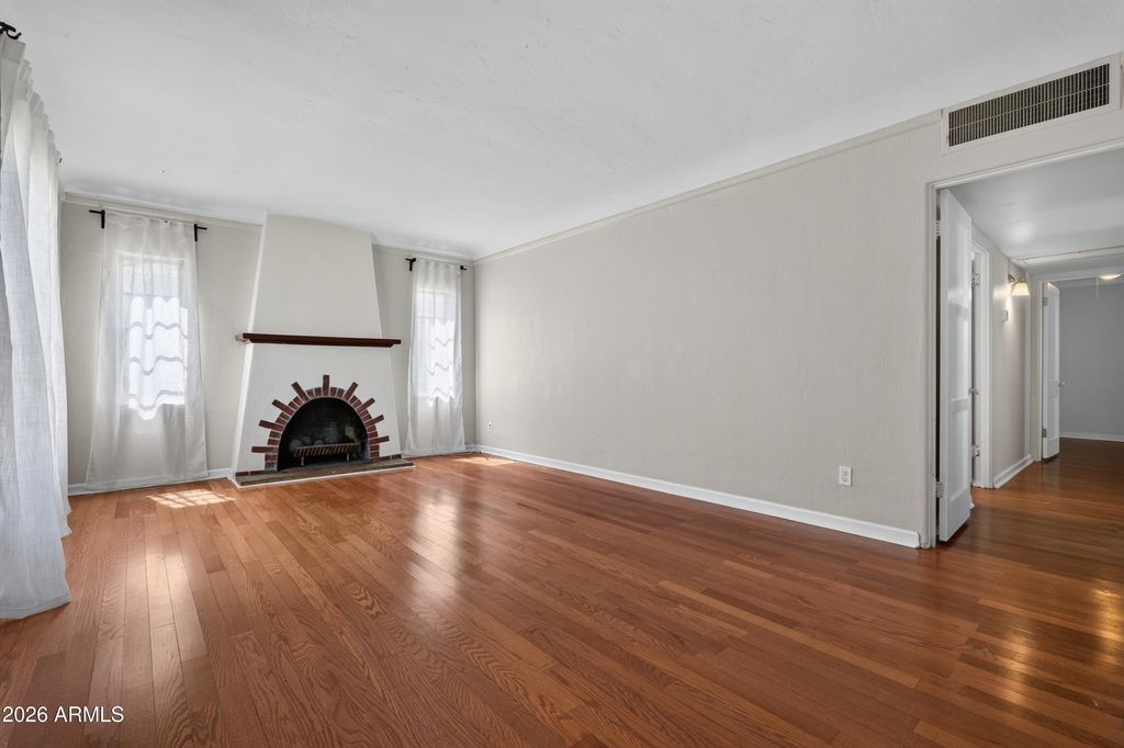 1702 N 15TH Avenue N, Phoenix, AZ 85007 — photo 3