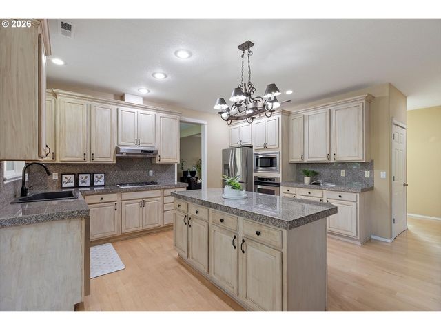 3316 Nw 130TH Cir, Vancouver, WA 98685