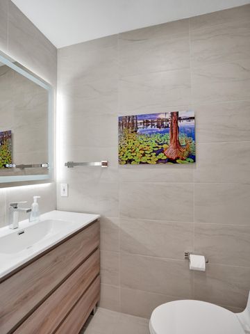 3930 NE 21st Avenue, Fort Lauderdale, FL 33308