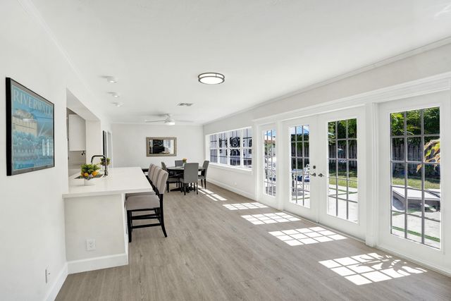 3930 NE 21st Avenue, Fort Lauderdale, FL 33308
