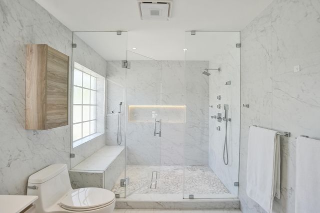 3930 NE 21st Avenue, Fort Lauderdale, FL 33308