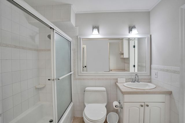 3930 NE 21st Avenue, Fort Lauderdale, FL 33308