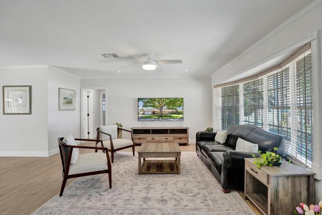 3930 NE 21st Avenue, Fort Lauderdale, FL 33308
