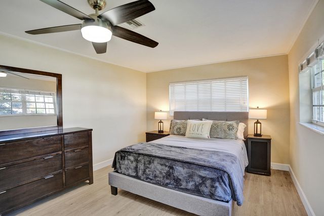 3930 NE 21st Avenue, Fort Lauderdale, FL 33308