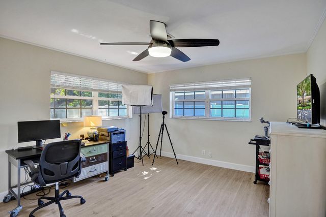 3930 NE 21st Avenue, Fort Lauderdale, FL 33308