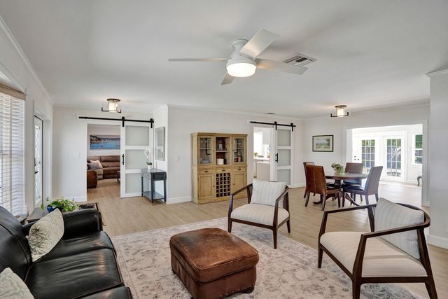 3930 NE 21st Avenue, Fort Lauderdale, FL 33308