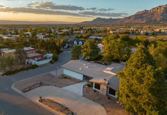 13501 Cedarbrook Avenue NE, Albuquerque, NM 87111