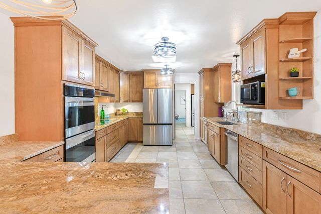 13501 Cedarbrook Avenue NE, Albuquerque, NM 87111