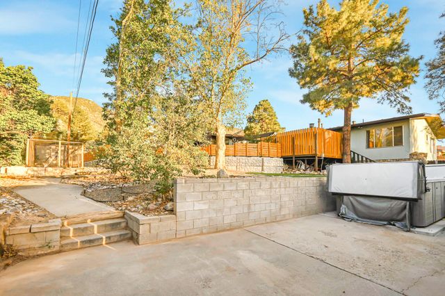 13501 Cedarbrook Avenue NE, Albuquerque, NM 87111